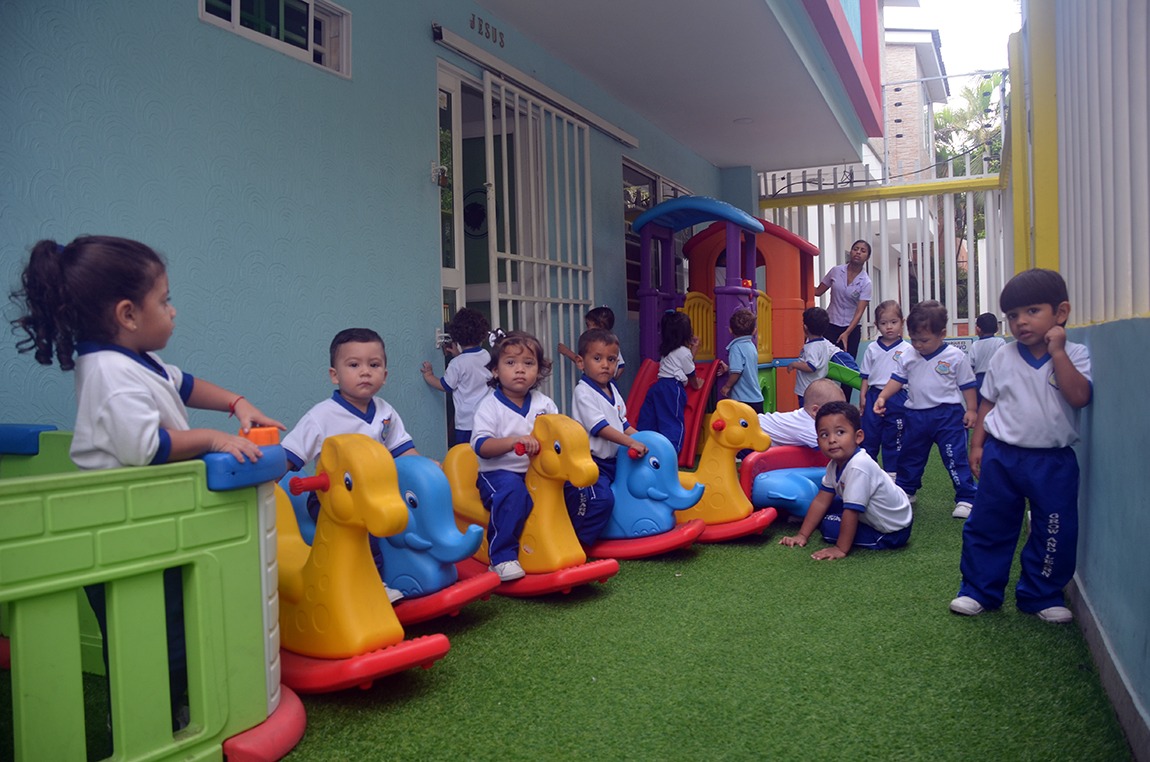 Cologio Bilingue Grow and Learn Galeria de Fotos